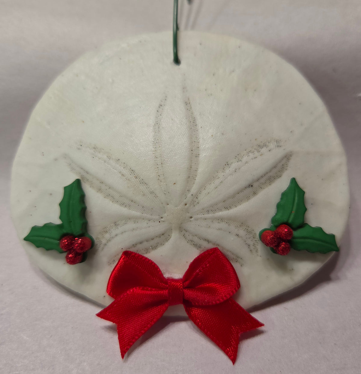 Christmas Sand Dollar Ornament – Handcrafted Coastal Holiday Décor