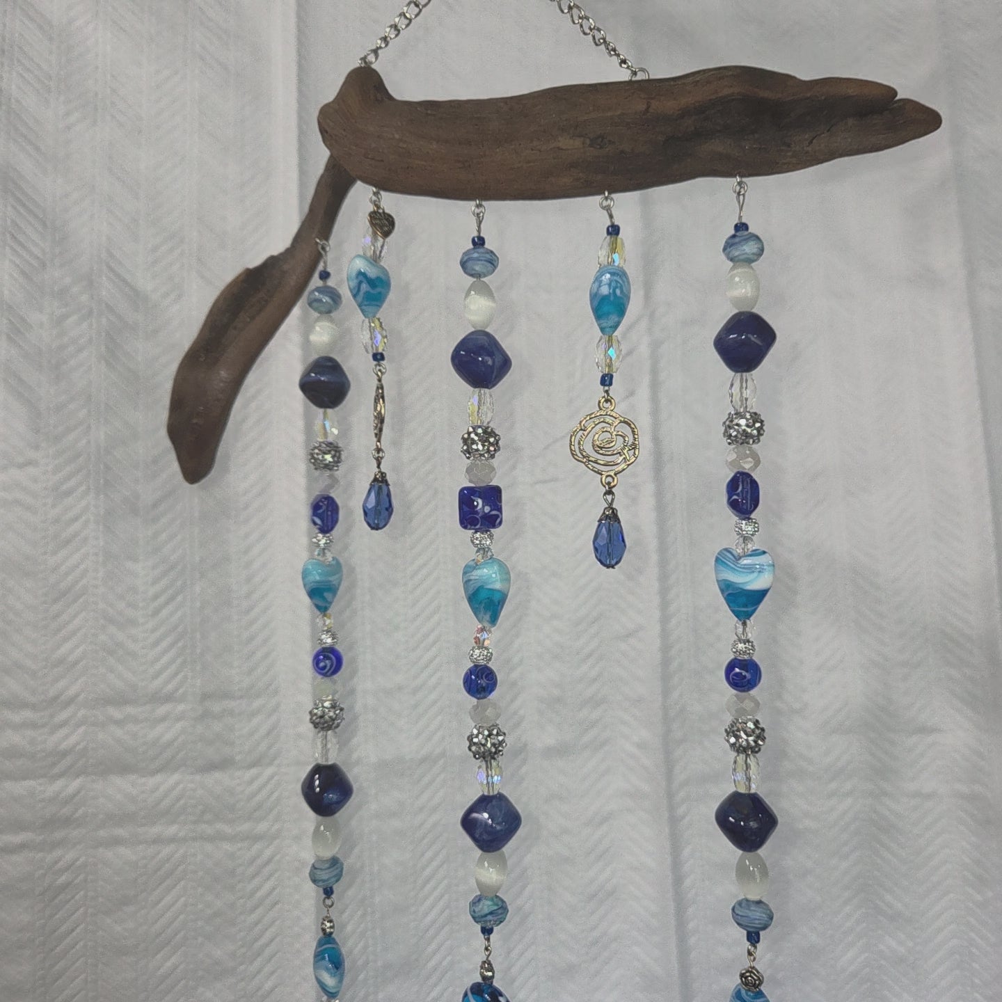 Driftwood Coastal Suncatcher – Ocean-Inspired Hanging Decor